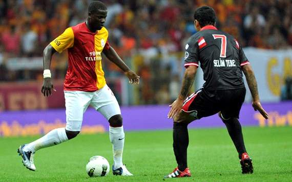 Emmanuel Eboue (Galatasaray) - Selim Teber (Samsunspor)