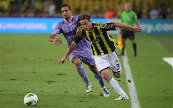 Spor Toto Süper Lig: Reto Ziegler (Fenerbahçe) - Yiğit Gökoğlan (Manisaspor) 