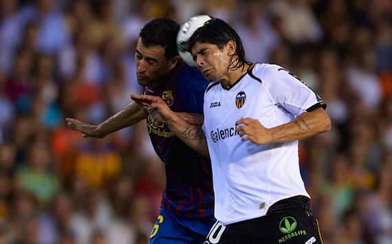 Liga BBVA: Valencia-Barcelona: Sergio Busquets, Ever Banega