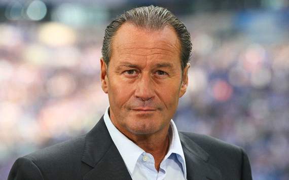 FC Schalke 04: Kein Kontakt zu Huub Stevens