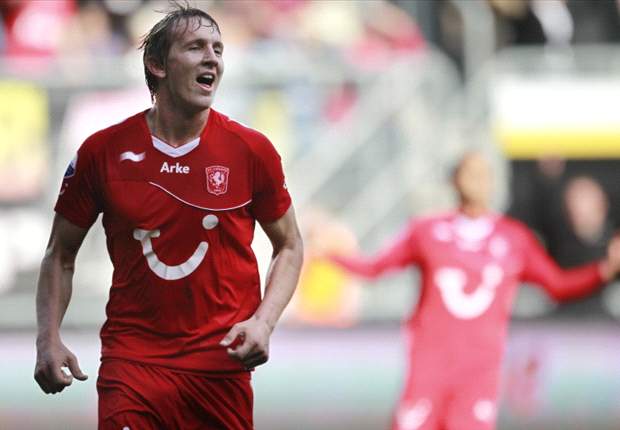 Newcastle United target Luuk de Jong keen to leave Twente, confirms agent