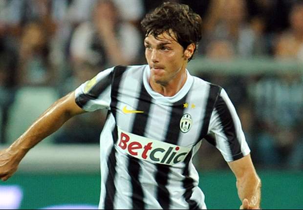 Le recenti prestazioni hanno convinto la Juventus, De Ceglie rinnova fino al 2017 con la Vecchia Signora: "Vorrei diventare una bandiera"