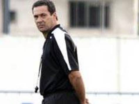 Luxemburgo (téc.Santos)