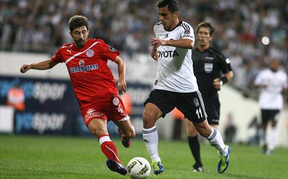 Spor Toto Süper Lig: Mustafa Pektemek (Beşiktaş) - İbrahim Dağaşan (Antalyaspor)