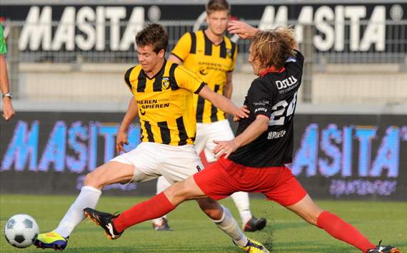 Excelsior - Vitesse: Marco van Ginkel en Joost Broerse