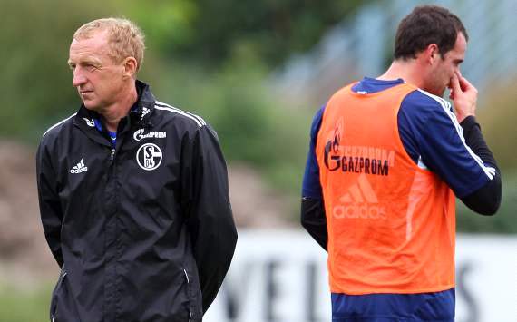 Christoph Metzelder und Seppo Eichkorn beim Training des FC Schalke 04