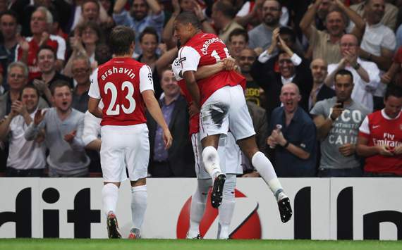 Arsenal besiegt Olympiakos Piräus