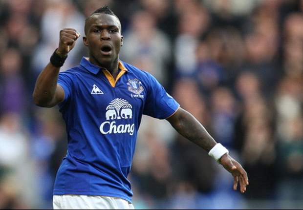 Manchester City & West Ham make Drenthe enquiries