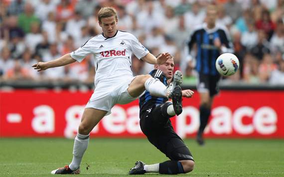 EPL: Mark Gower - Glenn Whelan, Swansea City v Stoke City