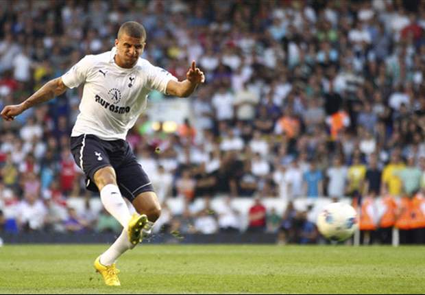 Kyle Walker wins PFA Young Player of the Year award