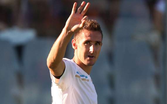Lazio’s Miroslav Klose in fitness race for capital derby against Roma