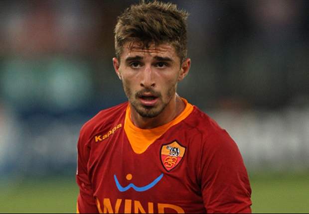 Liverpool close in on deal for Roma forward Fabio Borini - report
