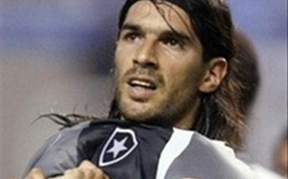 While much-hyped Ronaldinho & Love flopped, Botafogo idol Abreu is the true king of the Carioca