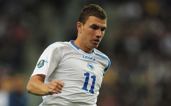 Agent offers Dzeko to Bayern Munich
