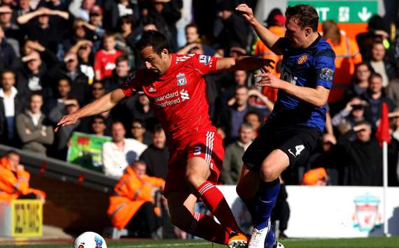 EPL : Phil Jones - Jose Enrique, Liverpool vs Manchester United