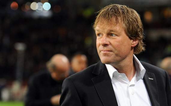 Erwin Koeman vertrekt bij FC Eindhoven