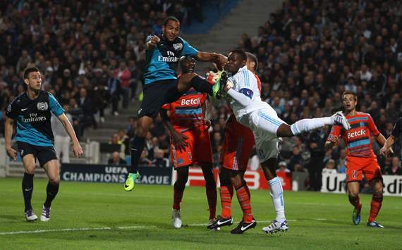 Champions League,Steve Mandanda,Theo Walcott,Olympique de Marseille v Arsenal FC