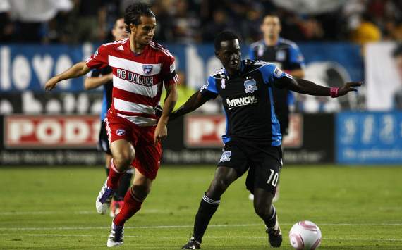 Simon Dawkins, San Jose Earthquakes; Daniel Cruz, FC Dallas; MLS