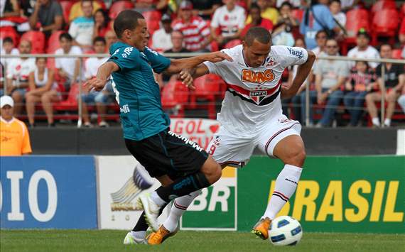 Luis Fabiano - Sao Paulo x Coritiba (Idário Café/VIPCOMM)