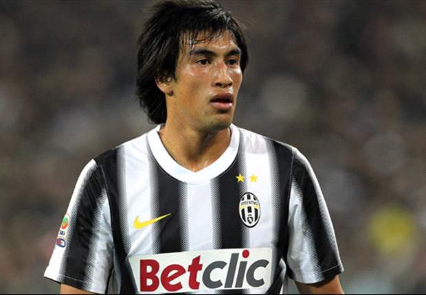 TUTTOSPORT - Conte pressa la Juve per un attaccante, Marotta lavora anche al 'bass player'... La Roma pensa a Estigarribia, la Sampdoria al buon vecchio 'Malaka'