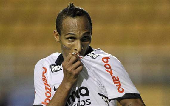 Liedson - Corinthians x Avaí
