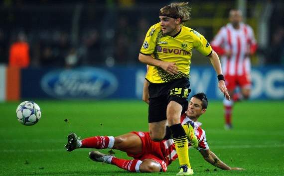 Schmelzer geht an Mirallas vorbei