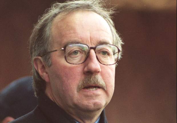 Nottingham Forest sack board members Mark Arthur, Frank Clark and Keith Burt