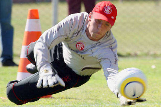 RENAN (goleiro reserva INTER)
