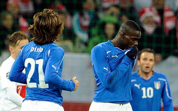 Andrea Pirlo, Mario Balotelli, Giampaolo Pazzini - Poland-Italy (Getty Images)