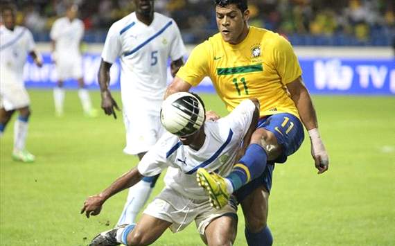 Hulk - Brasil x Gabao (Foto: Rafael Ribeiro/CBF)
