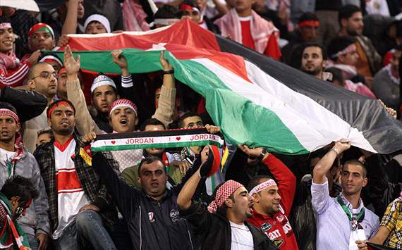 الجماهير الأردنية في استاد عمان الدولي - عدسة إبراهيم العلمي