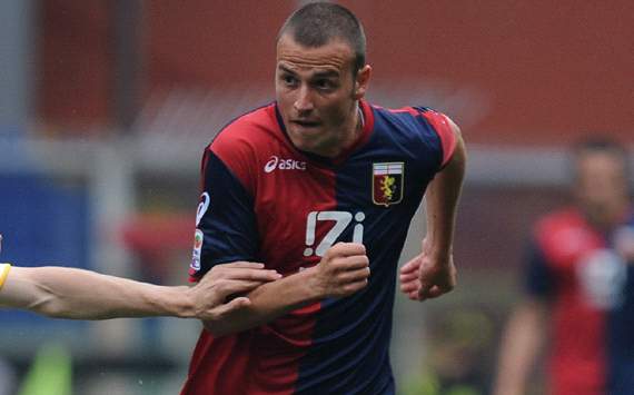 Roma plot double swoop for Antonelli and Basta