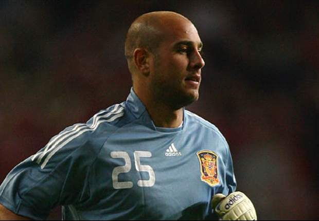 It won't be easy for Manchester City at Anfield, insists Reina