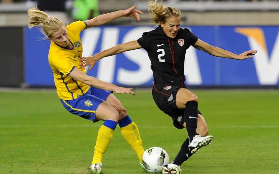 Heather Mitts, USA women; Sofia Jakobsson, Sweden women