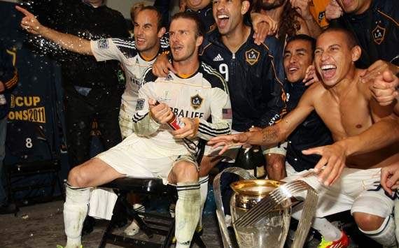 Beckham denies PSG contract talks