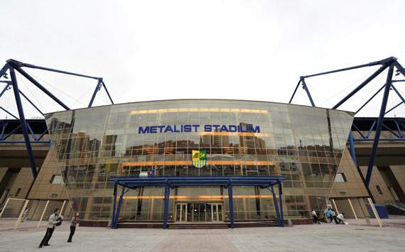 Stadion Penyelenggara Piala Eropa 2012 Gambar dan Foto
