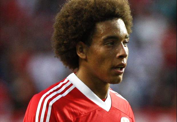 Con il City che punta De Rossi, la Roma inizia a pensare ai possibili sostituti: in pole position Fernando e Sandro, ma occhio a Witsel del Benfica
