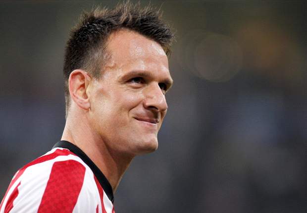 Former Celtic striker Jan Vennegoor of Hesselink retires