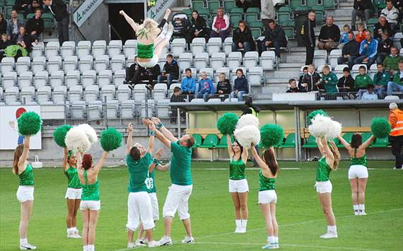 Danish Cheerleaders 
