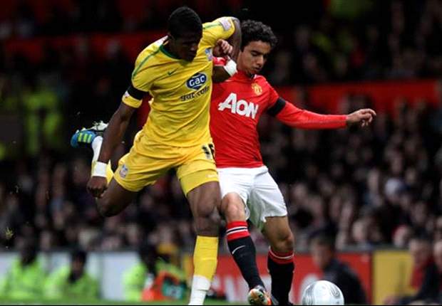 Manchester United's Fabio keen on Benfica move