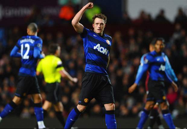 Injury doubts Jones & Evans train for Manchester United ahead of Real Madrid clash