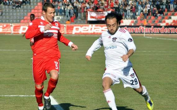 STSL: Michael Fink (Samsunspor) - Olcan Adin (Gaziantepspor)