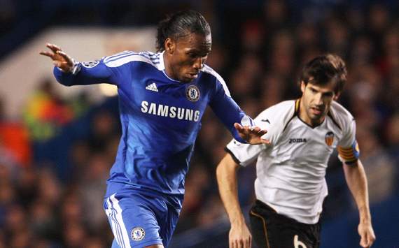 UEFA Champions League: Didier Drogba - David Albelda, Chelsea FC v Valencia CF