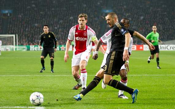 Ajax - Real Madrid: Vertonghen and Benzema