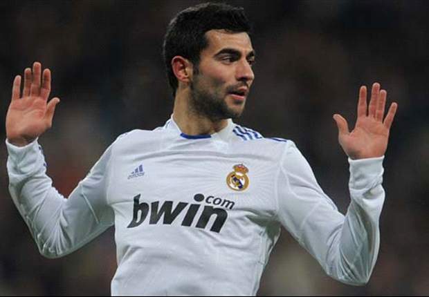 'I want to retire at Real Madrid' - Albiol delighted to pen contract extentsion