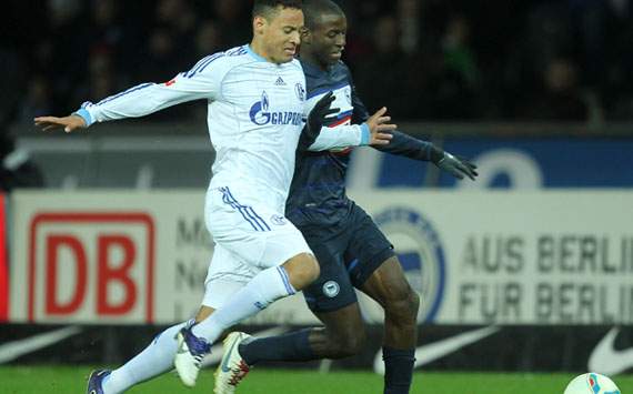 Jones und Ramos im Kampf um den Ball