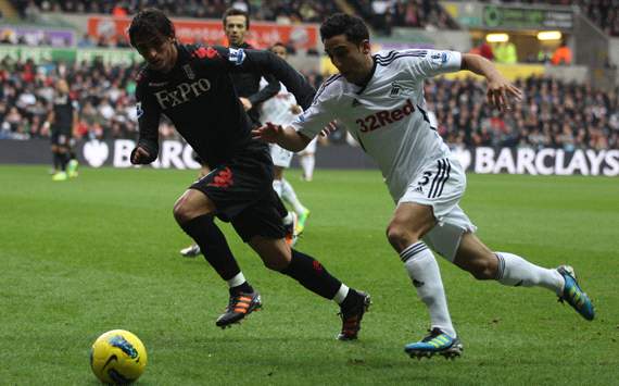 EPL : Neil Taylor - Bryan Ruiz, Swansea City v Fulham