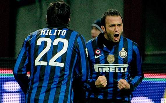 Diego Milito, Giampaolo Pazzini - Inter-Fiorentina - Serie A (Getty Images)