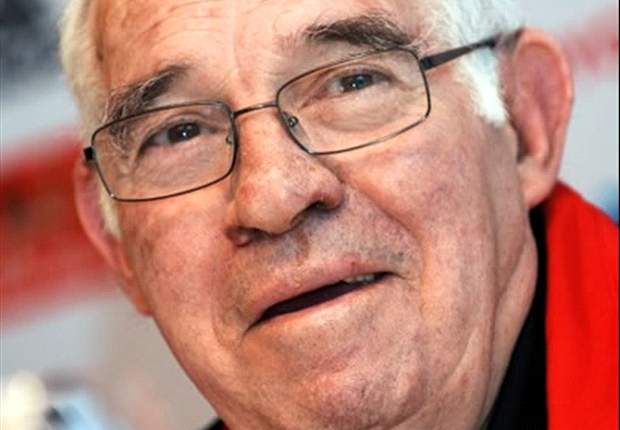 Aragones: Real Madrid can still win La Liga