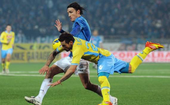 Serie A, Novara-Napoli, Francesco Marianini-Ezequiel Lavezzi (Getty Images)